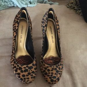 Antonio Melanie pumps